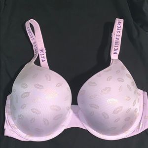 Victoria’s Secret purple bra